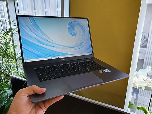 Huawei Matebook D 15 Tasarım - Ekran